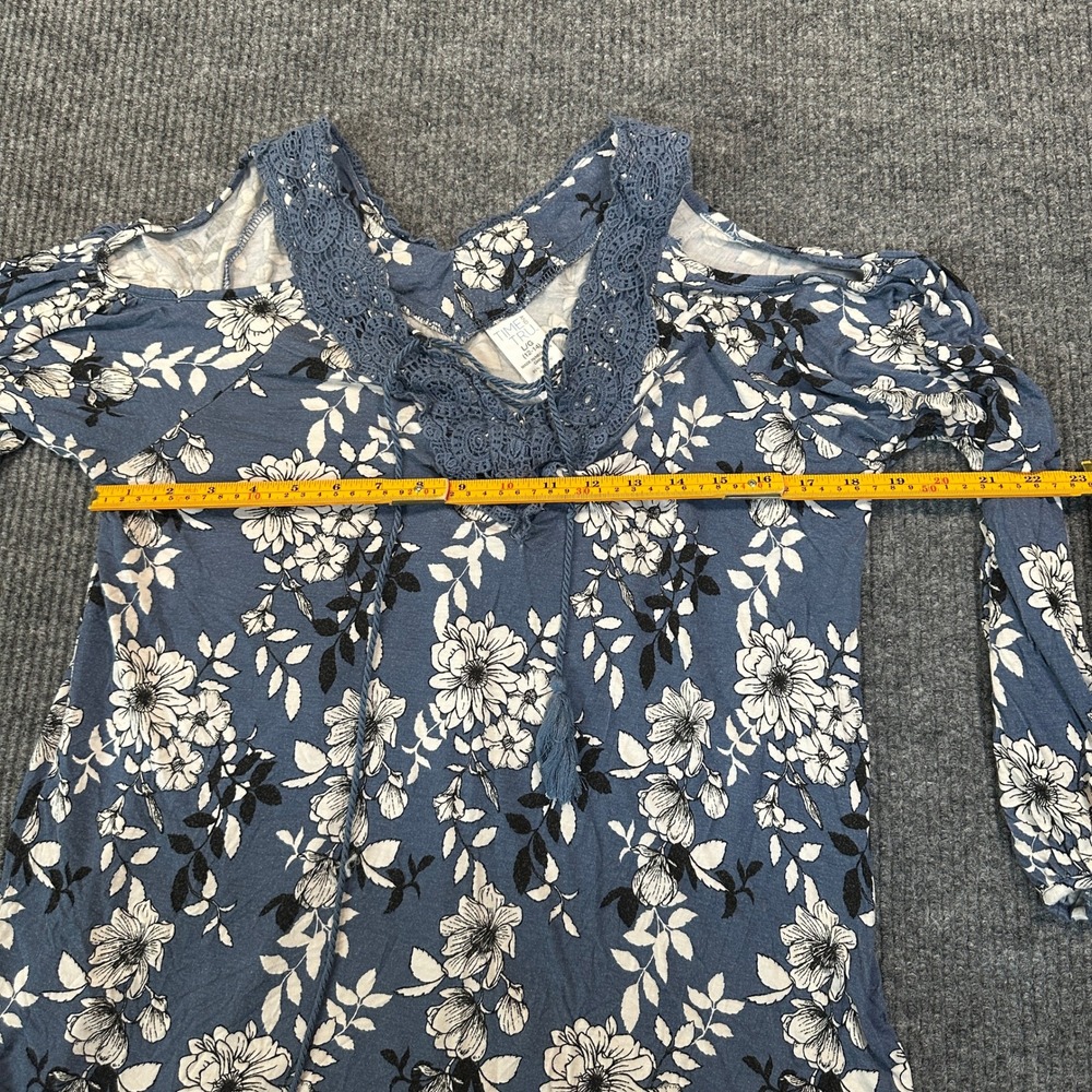 Time and Tru Cold Shoulder Floral Top Large Blue Crochet Lace Rayon Blend - Picture 4 of 7